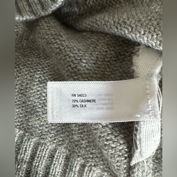 STELLA McCARTNEY x Gap Kids Snow Leopard Cashmere Tunic Sweater - Picture 5 of 9
